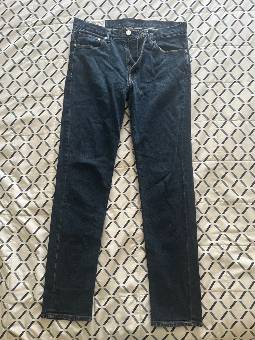 H&M Men's Slim Straight Jeans in Dark Blue